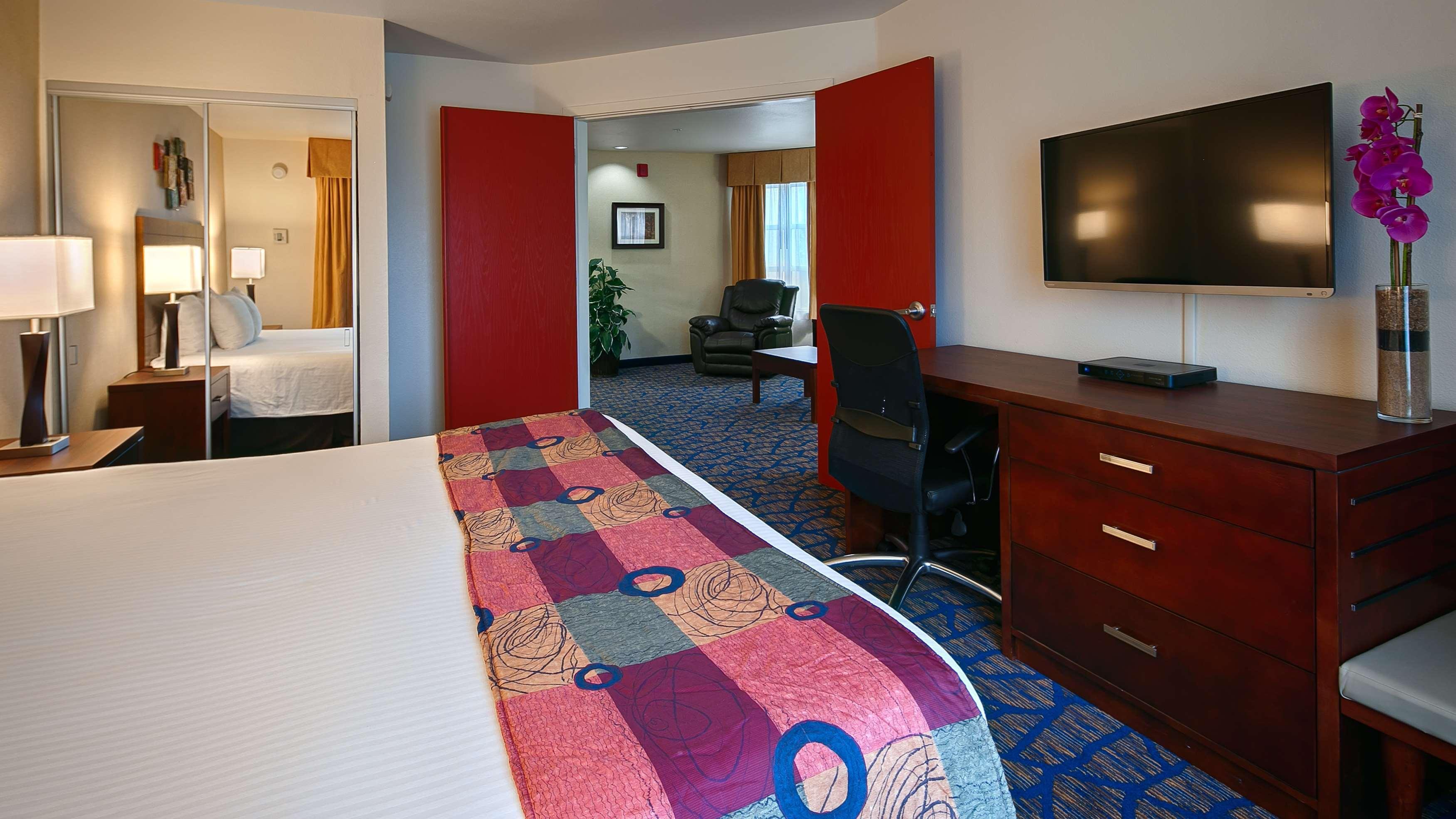 Best Western Plus Villa Del Lago Inn Patterson Exteriér fotografie