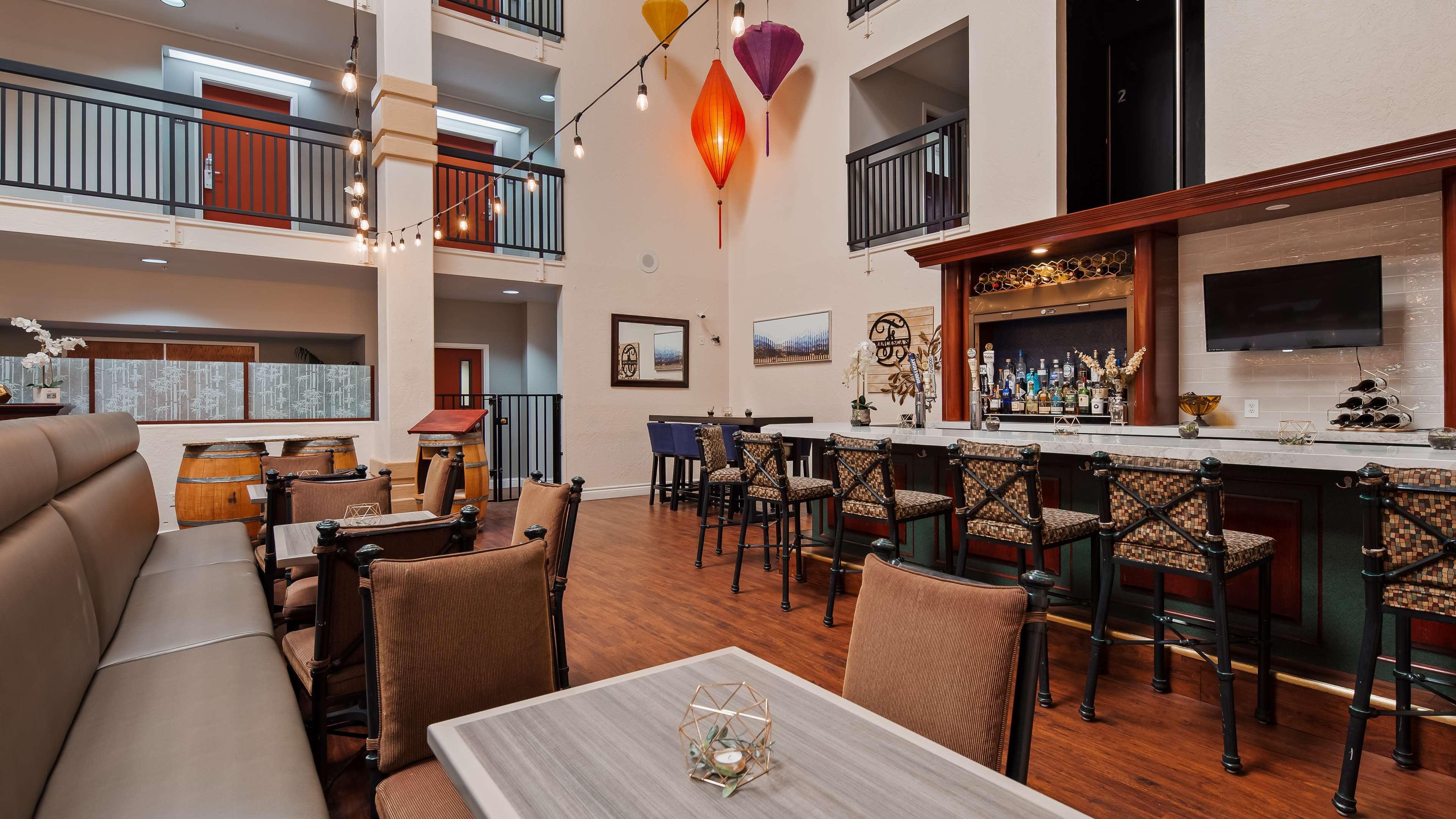 Best Western Plus Villa Del Lago Inn Patterson Exteriér fotografie