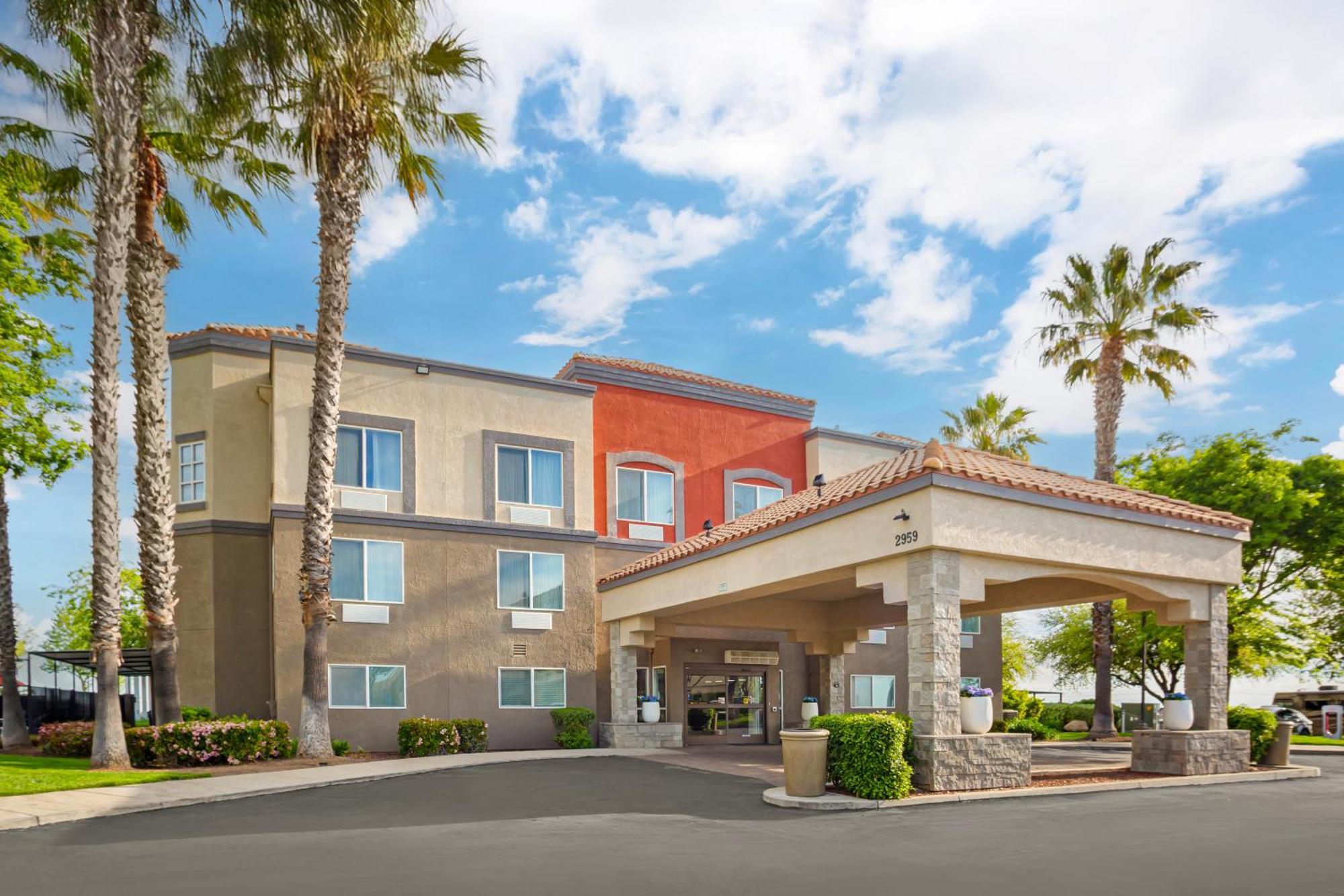 Best Western Plus Villa Del Lago Inn Patterson Exteriér fotografie