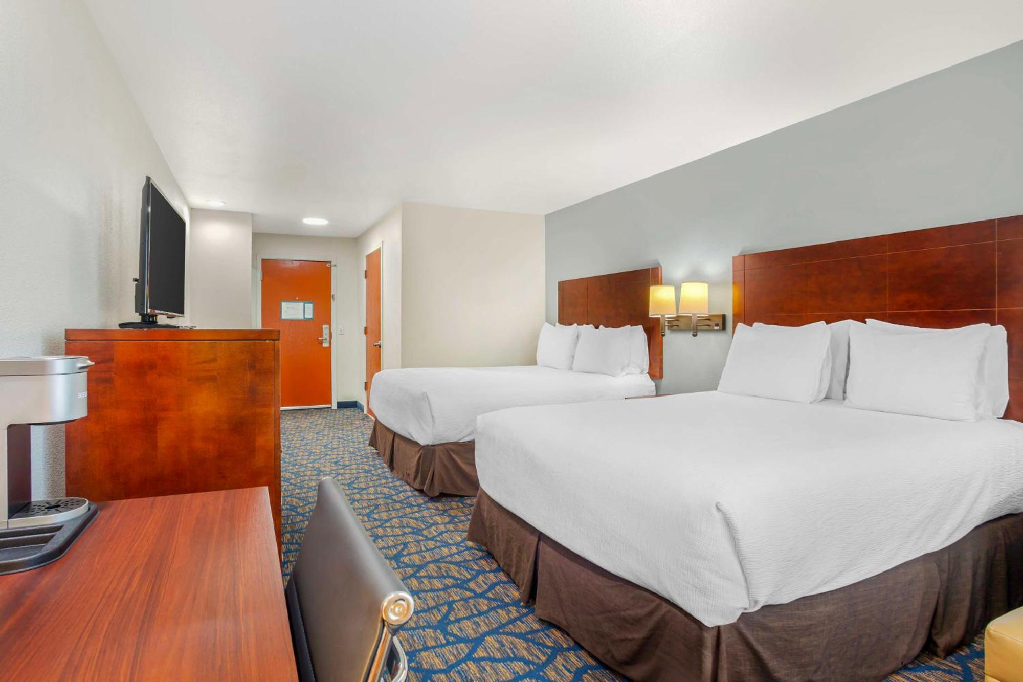 Best Western Plus Villa Del Lago Inn Patterson Exteriér fotografie